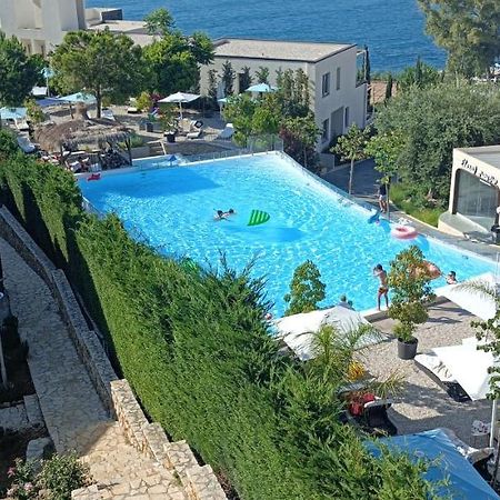 Matthews Beach House Vlorë Extérieur photo