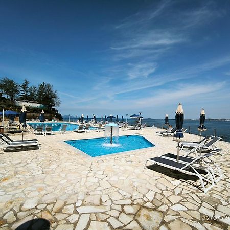 Matthews Beach House Vlorë Extérieur photo