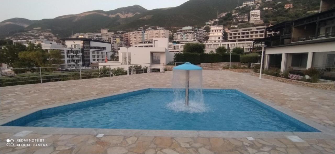 Matthews Beach House Vlorë Extérieur photo