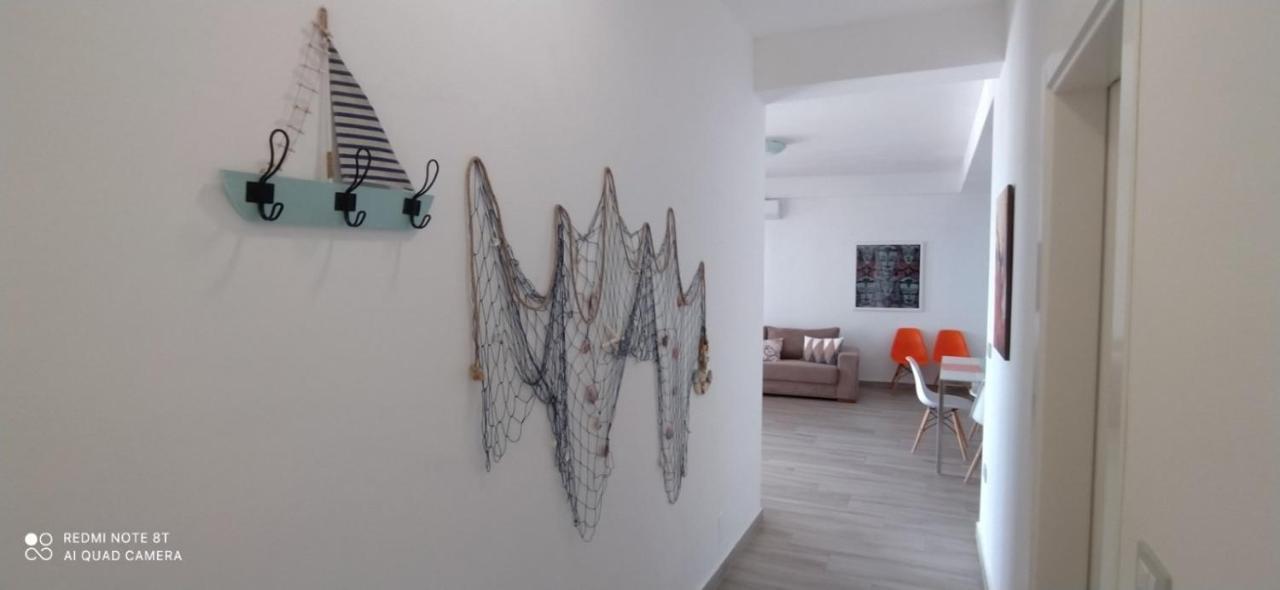 Matthews Beach House Vlorë Extérieur photo