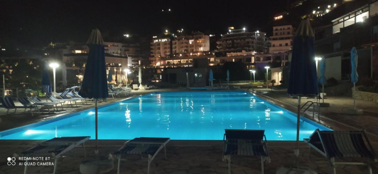 Matthews Beach House Vlorë Extérieur photo